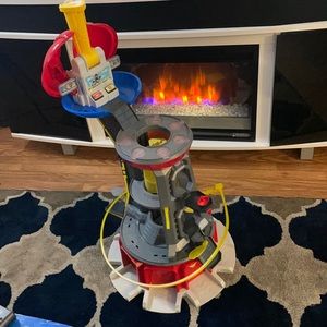 PAW Patrol, Mighty Pups Super PAWs Lookout Tower Playset with Lights and Sounds